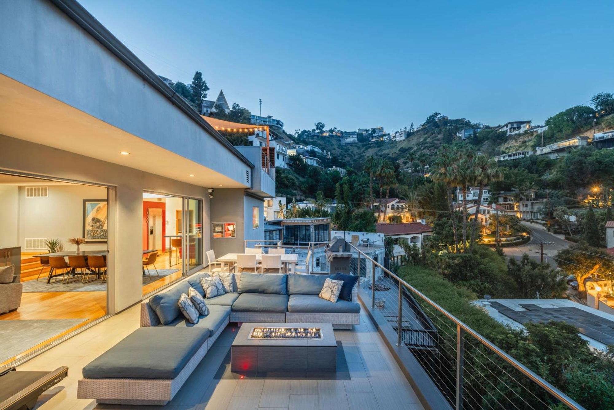 6mil 5br Sunset Strip Jetliner Views Oasis Сasa de vacaciones