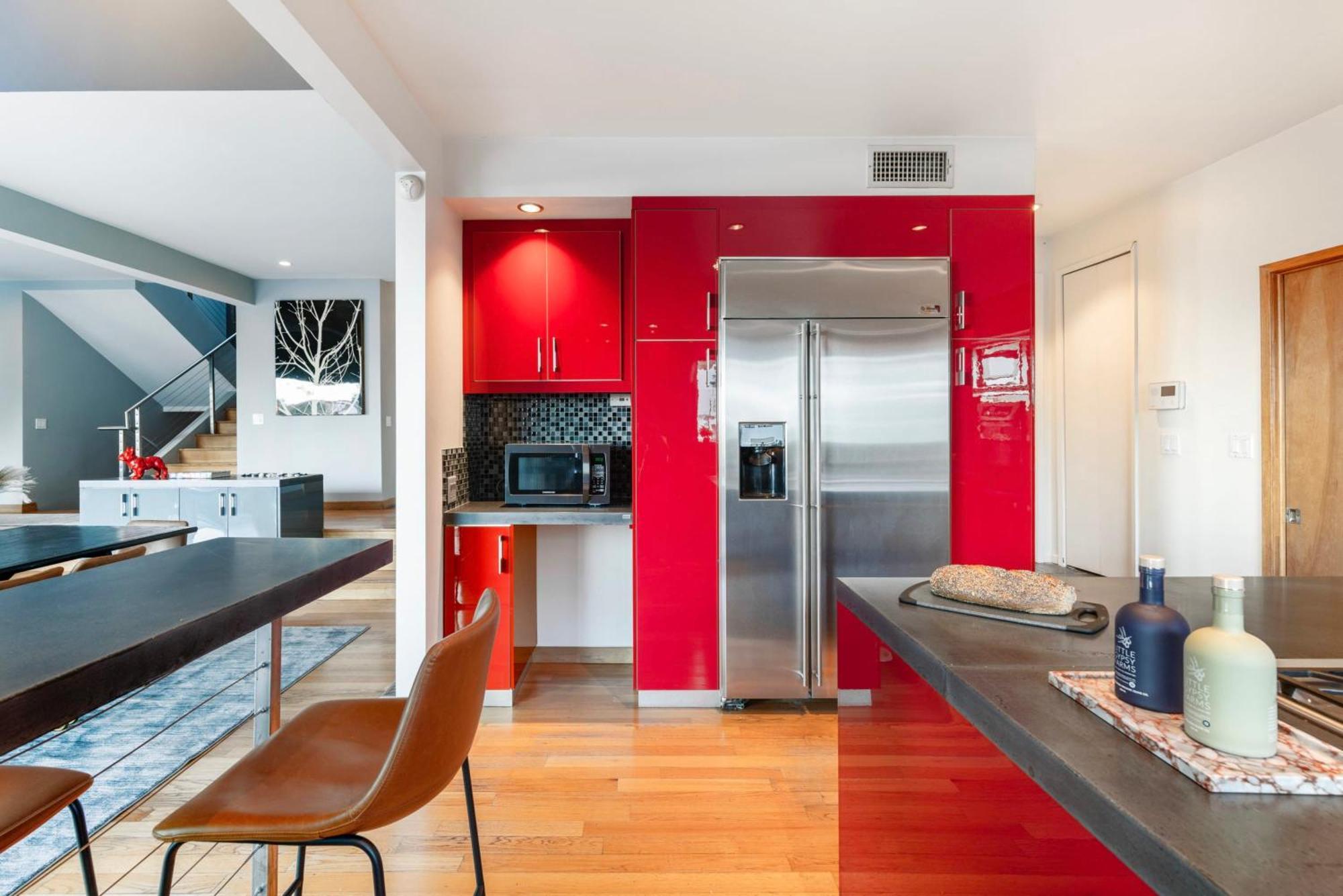 Сasa de vacaciones 6mil 5br Sunset Strip Jetliner Views Oasis