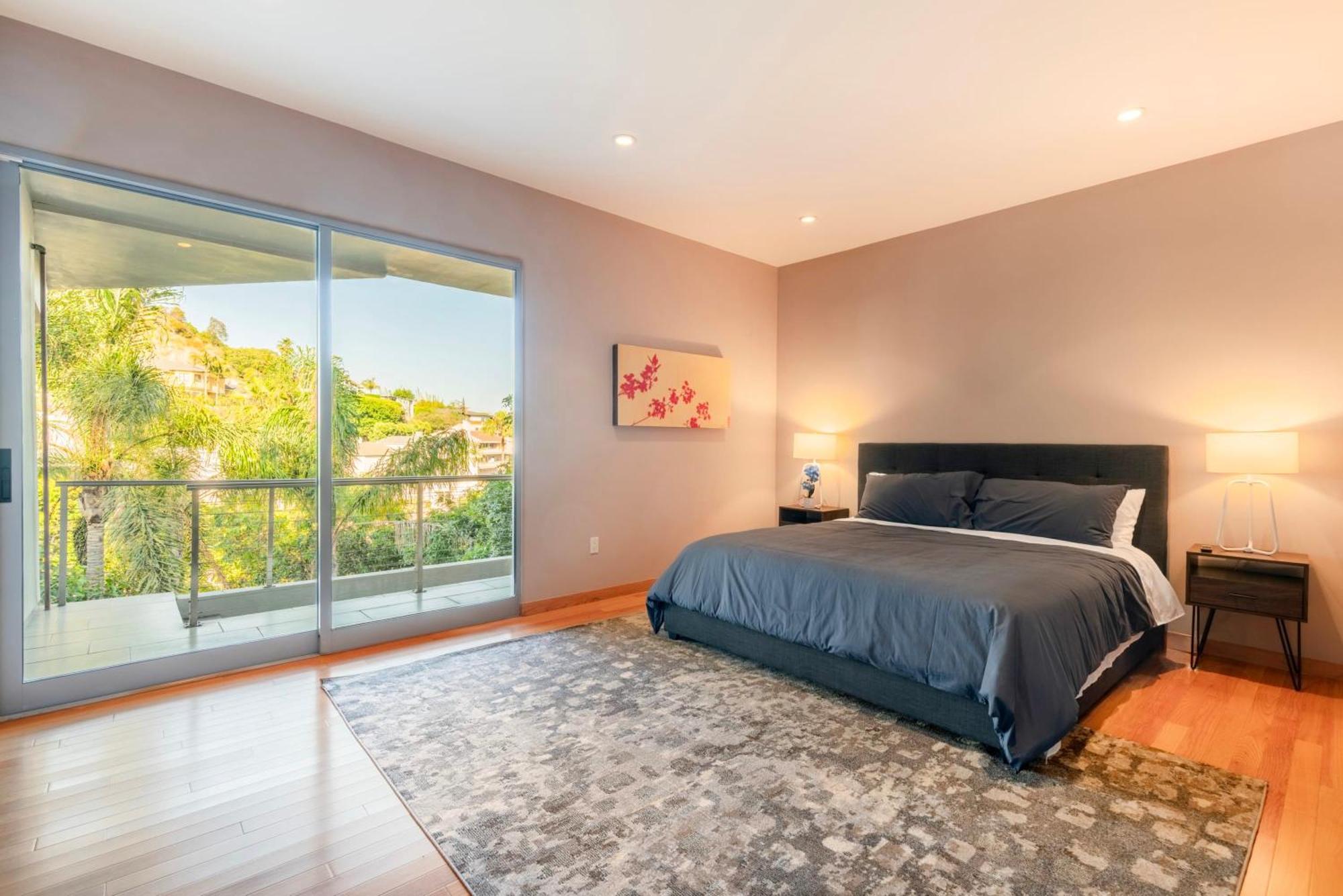 Сasa de vacaciones 6mil 5br Sunset Strip Jetliner Views Oasis *