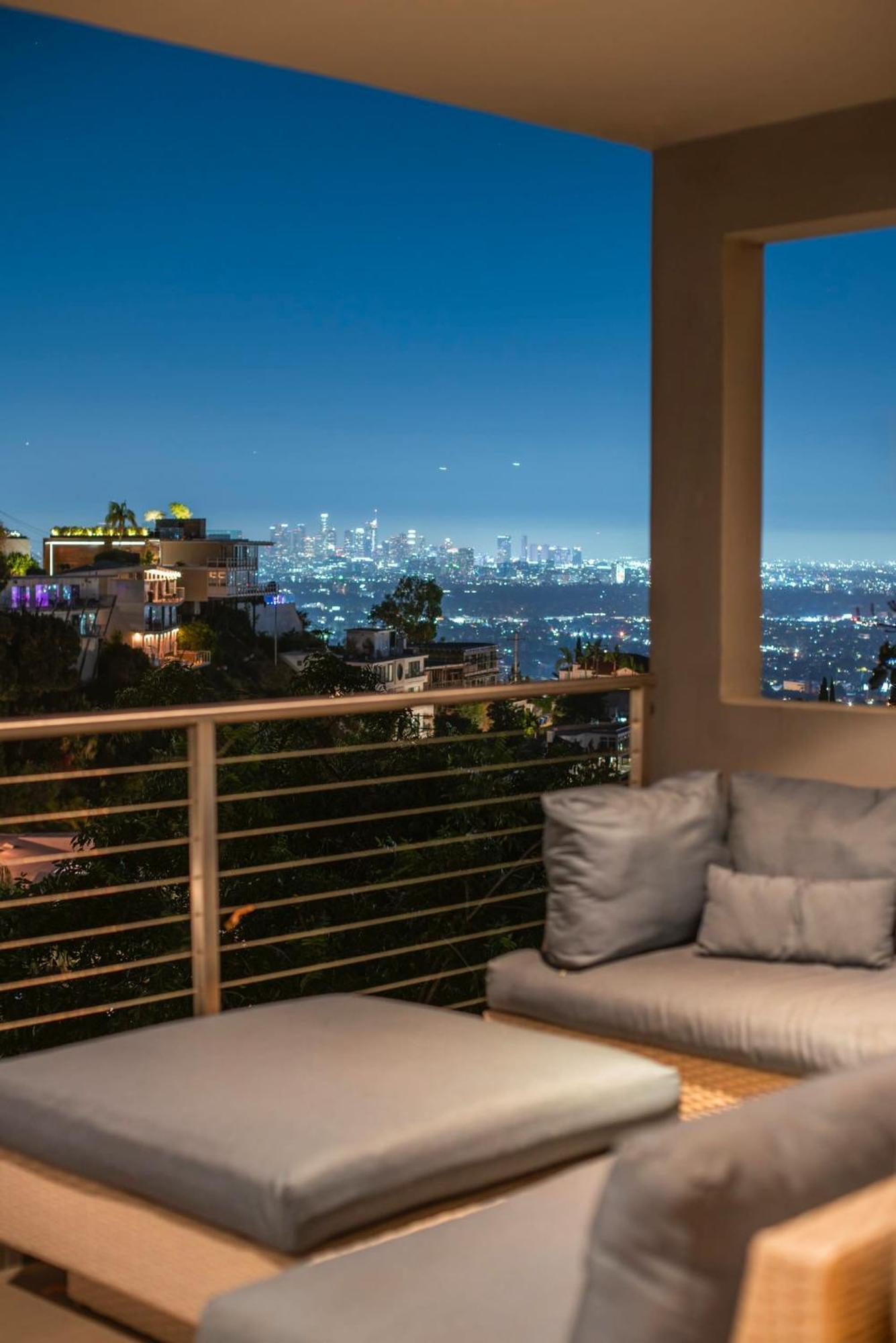 Casa de férias 6mil 5br Sunset Strip Jetliner Views Oasis Los Angeles