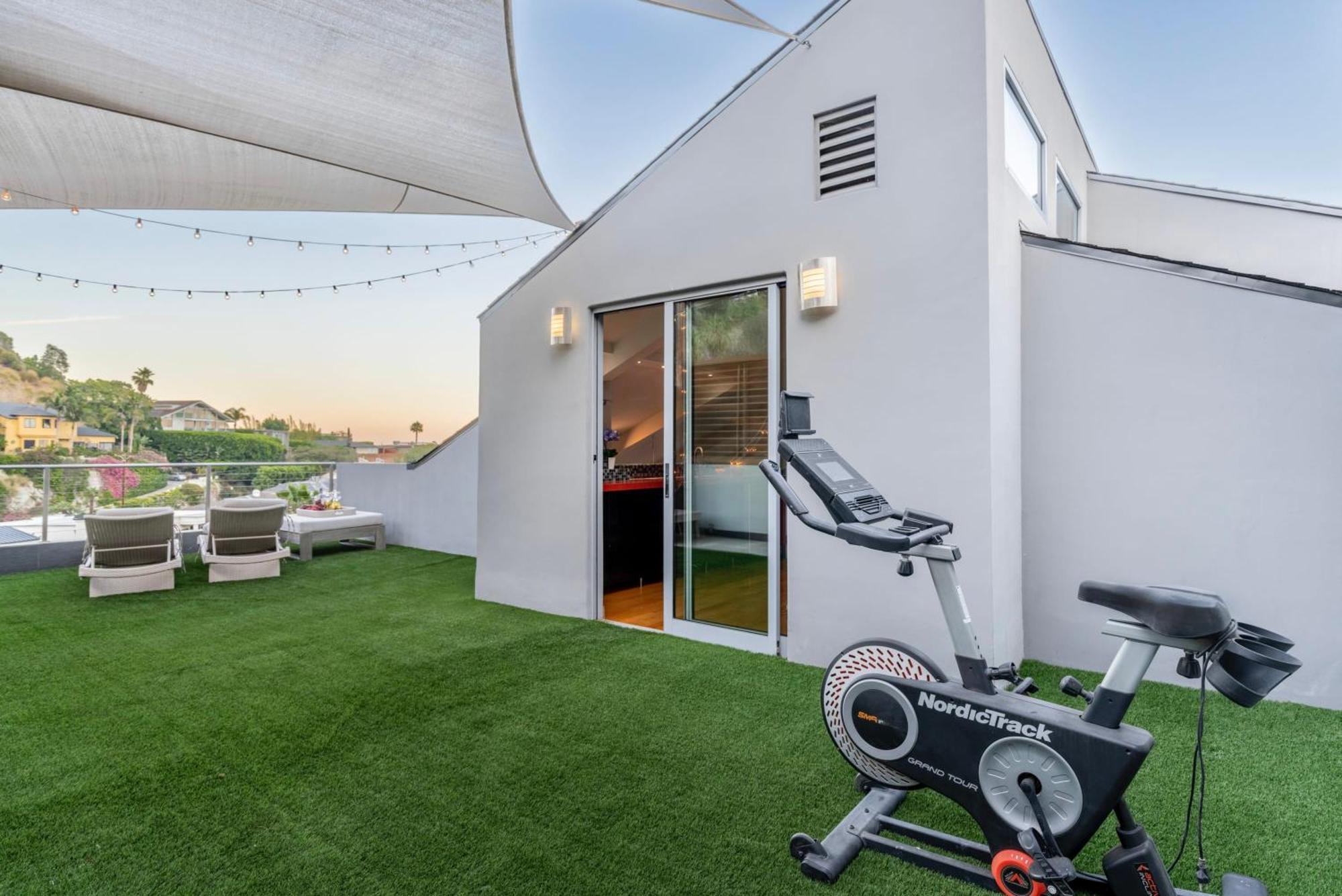 Casa vacanze 6mil 5br Sunset Strip Jetliner Views Oasis Los Angeles